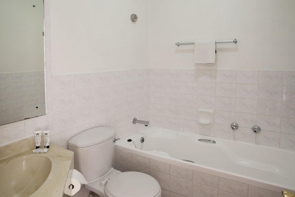 Brookes Hill Suites Hotel Port Elizabeth Eksteriør billede